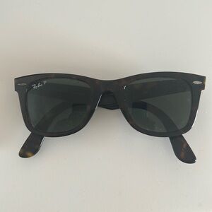 Ray ban sun glasses